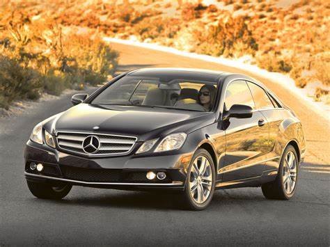 2013 Mercedes-Benz C-Class C250 Sport's photo